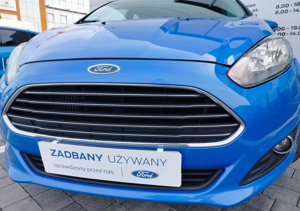 Ford Fiesta cena 24900 przebieg: 175222, rok produkcji 2013 z Toruń małe 596